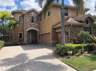 3584 Birague Dr, Wellington, FL 33449