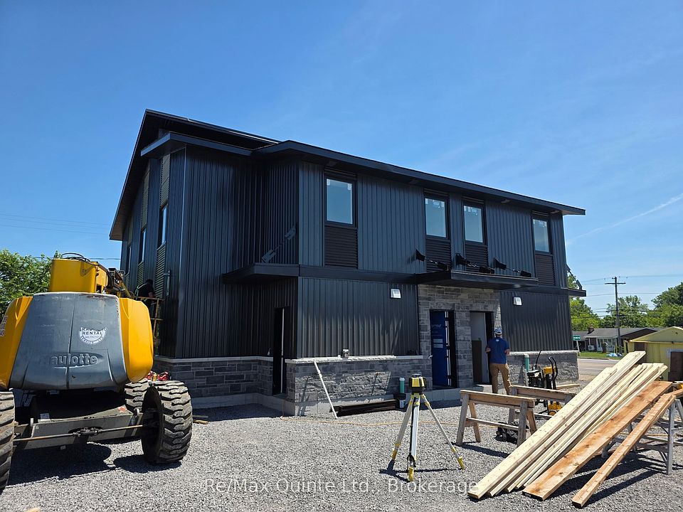 1st image of 5 Sienna Ave #D