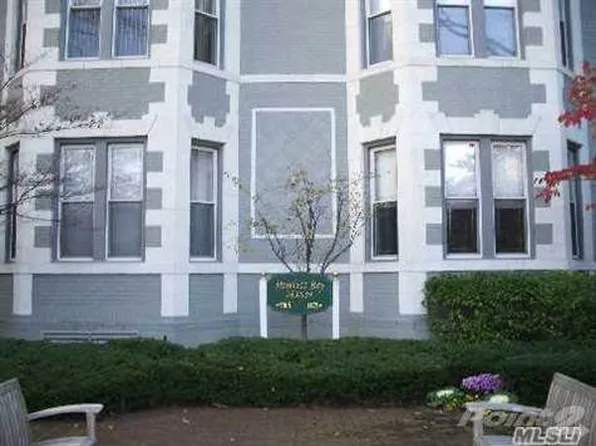 1175 East Broadway, Hewlett, NY 11557