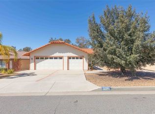 31370 Emperor Dr, Canyon Lake, CA 92587