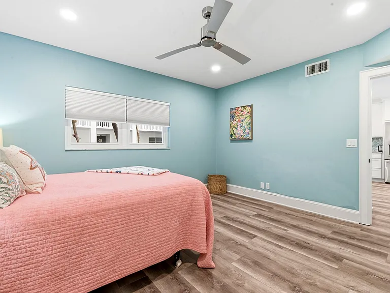 4950 Gulf Blvd #608 — Photo 30