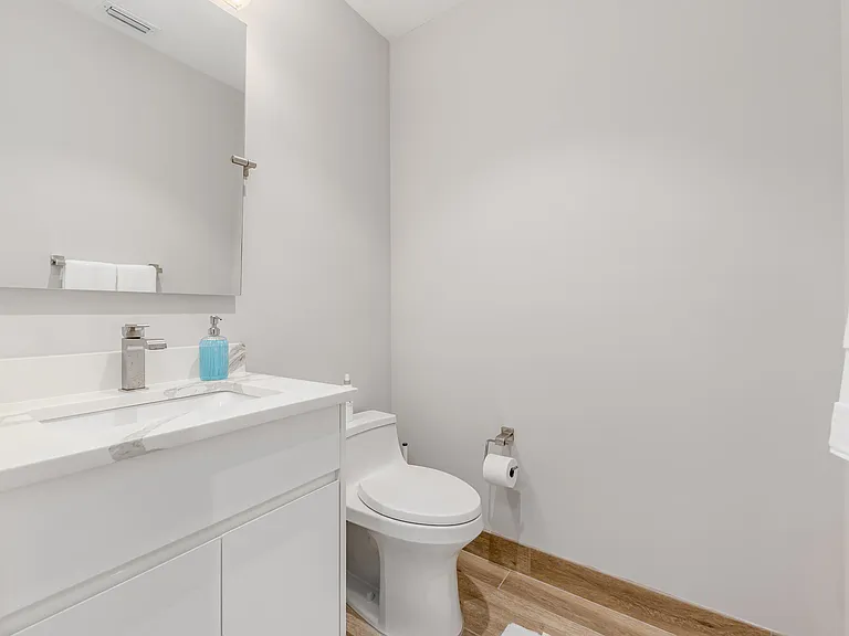 41 SW Seminole St #306 — Photo 27
