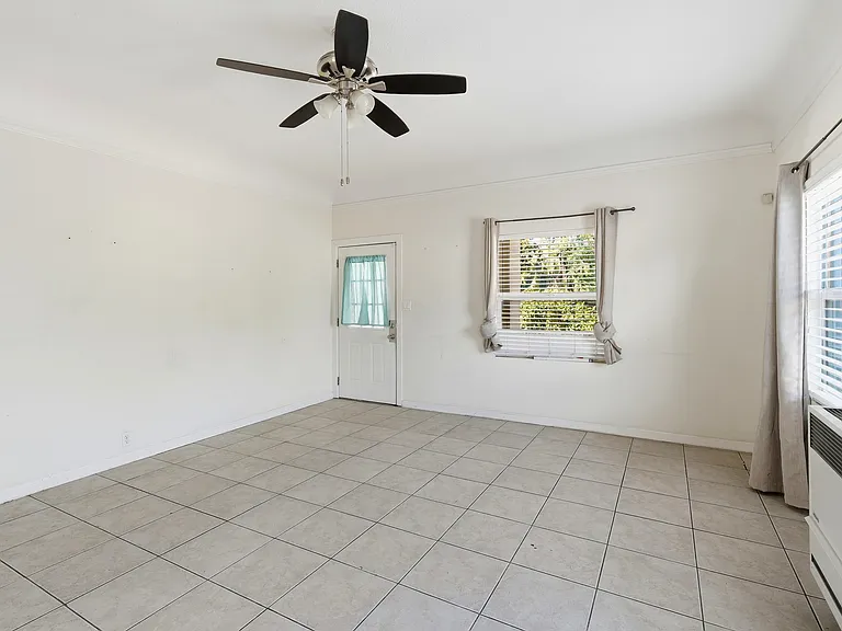 334 N Broadway Ave #334 — Photo 27