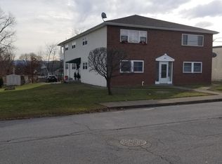 513 Riley St, Old Forge, PA 18518