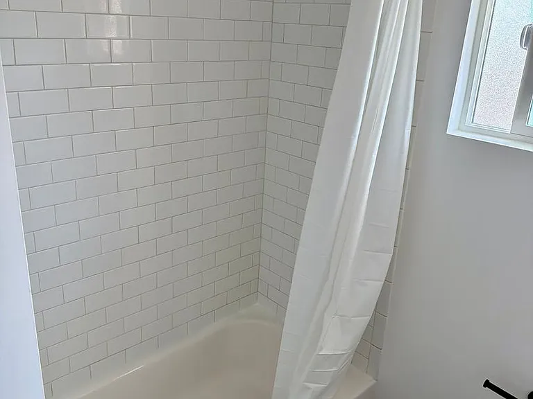 4959 Romaine St — Photo 18
