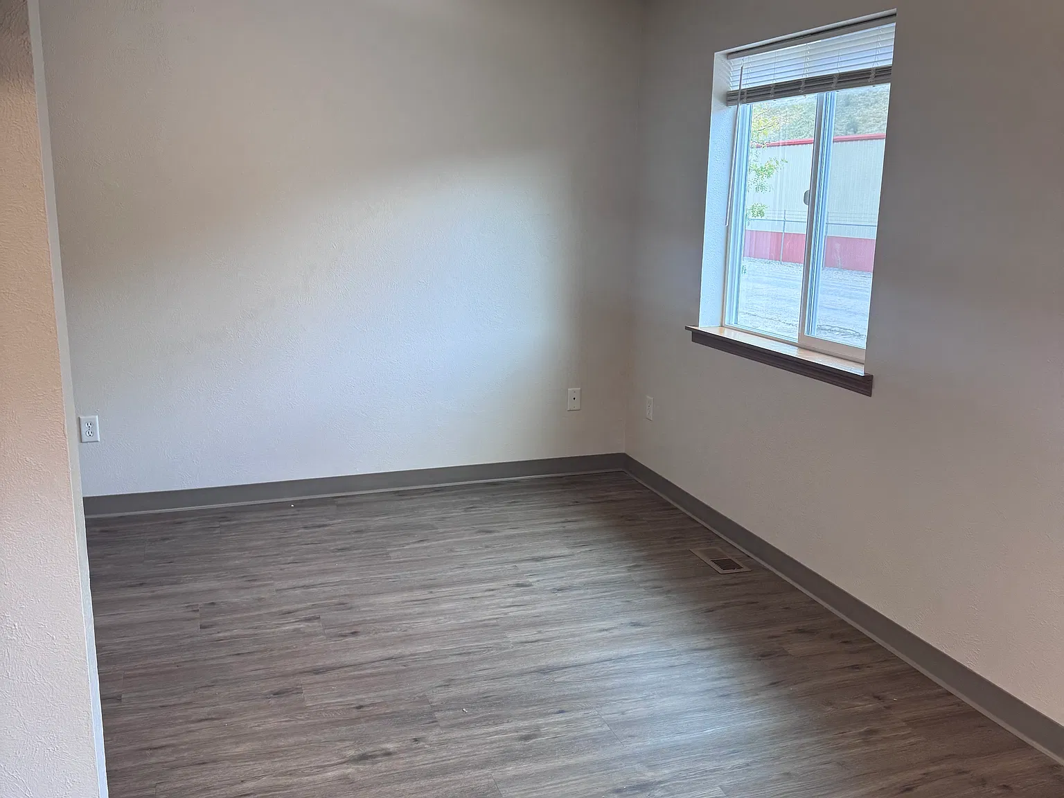 2 bed, 750 sqft, $1,685 — Photo 3