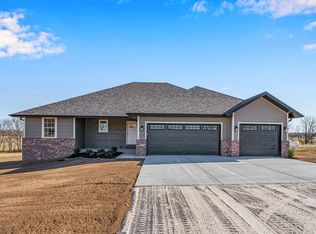 128 August Ln, Ozark, MO 65721