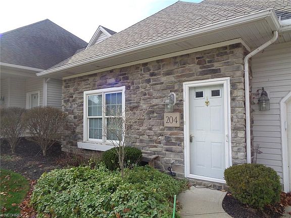 2nd image of 204 Fiddlers Creek Dr #3