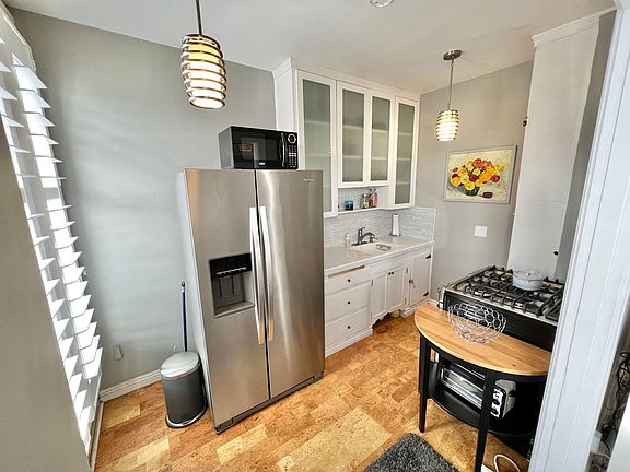 5th image of 455 E Ocean Blvd APT 1007