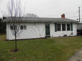 1106 Fireside Ct, York, PA 17404