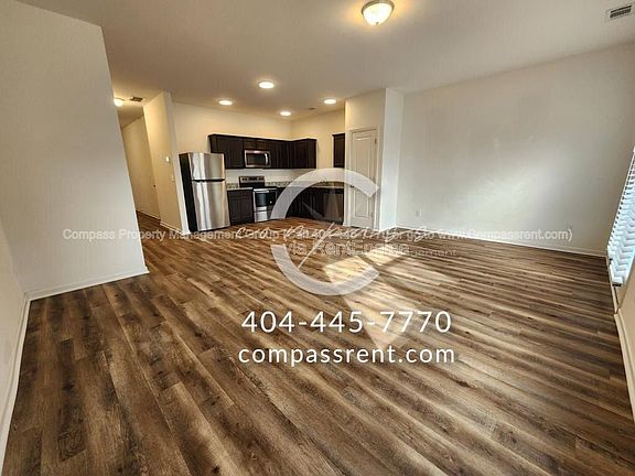 4th image of 2365 Camden Oak Way