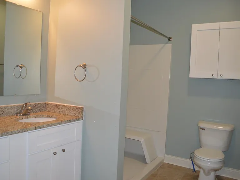 2625 Broadway St — Photo 5