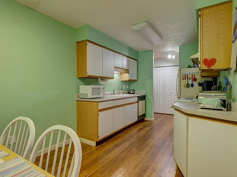 4440 S Poplar St #104 — Photo 16