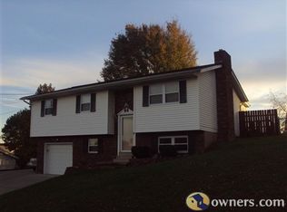 104 Timberlake Cir, Scott Depot, WV 25560