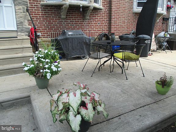 3rd image of 4521 Teesdale St