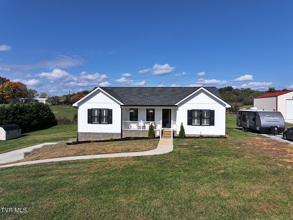1st image of 113 Estates Dr