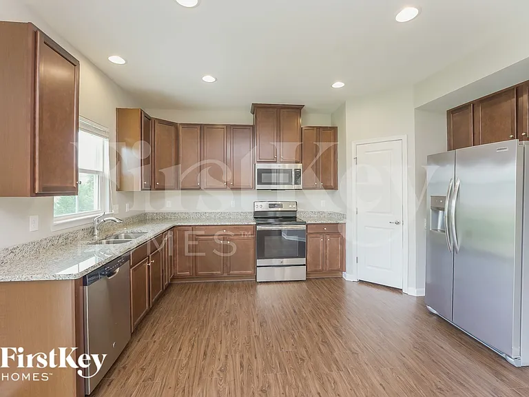 102 Shanache Dr — Photo 9