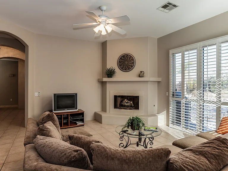 82 Sedona Ct — Photo 23