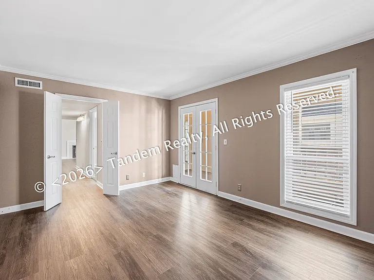 937 Russell St Apt 10 (21)_07222026