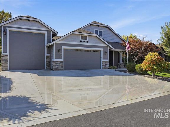 3rd image of 12093 W Pinewood River Ln