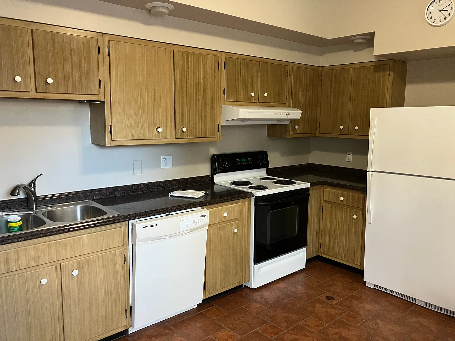 2 bed, 1200 sqft, $1,195 — Photo 3