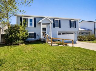 4417 Sullivan St, Cheyenne, WY 82009
