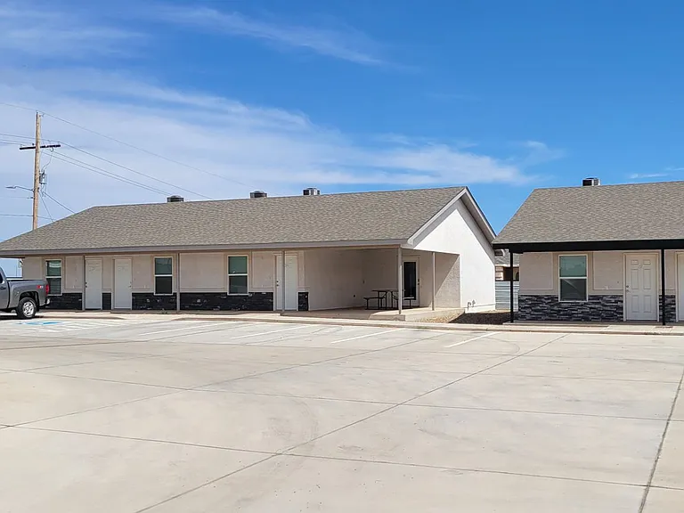 2501 Martin Luther King Blvd #B — Photo 17