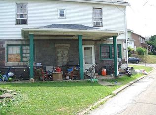 325 Chestnut St, Vandergrift, PA 15690