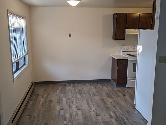 4th image of 810 Spartan Dr APT 6