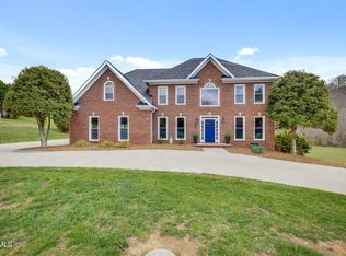 1104 Wiembley Dr, Kingsport, TN 37664