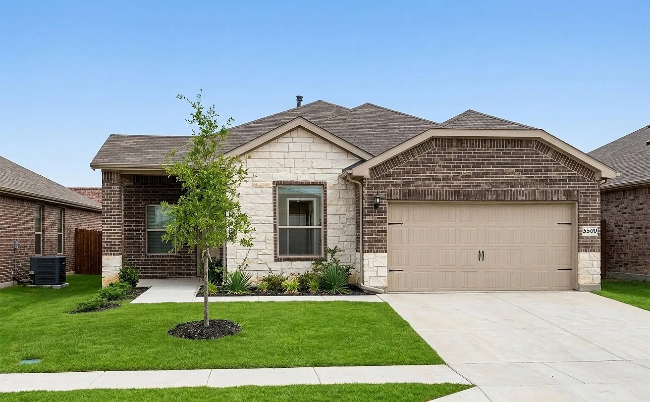 4 bed, 1820 sqft, $2,350 — Photo 1
