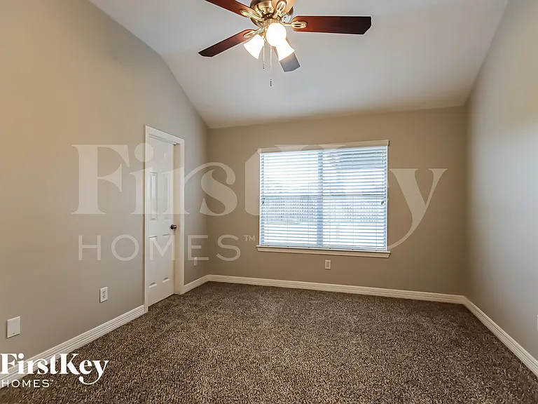 15114 Diamond Way — Photo 8
