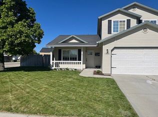 1321 N Caterpillar Ave, Kuna, ID 83634