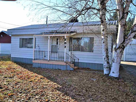2nd image of 207 N Quail Ave
