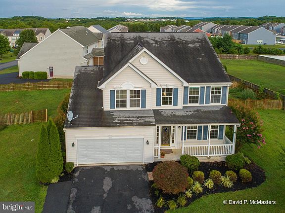 2nd image of 141 McWharton Way