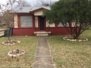 1066 N Union Ave, New Braunfels, TX 78130
