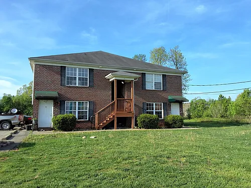 111 Kenilworth Ct Photo 1
