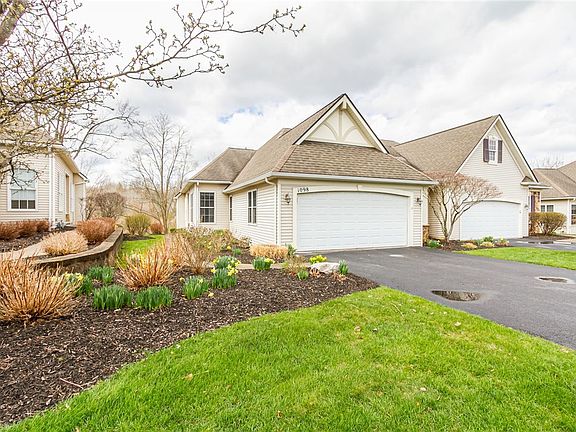 5th image of 1098 Yorkshire Way