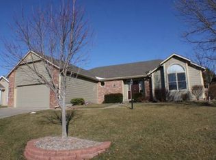 544 Arrowhead Dr, Lawrence, KS 66049