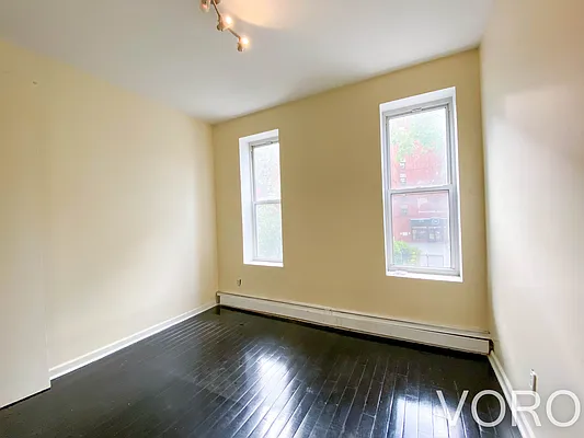 Rented by Voro, LLC | media 2
