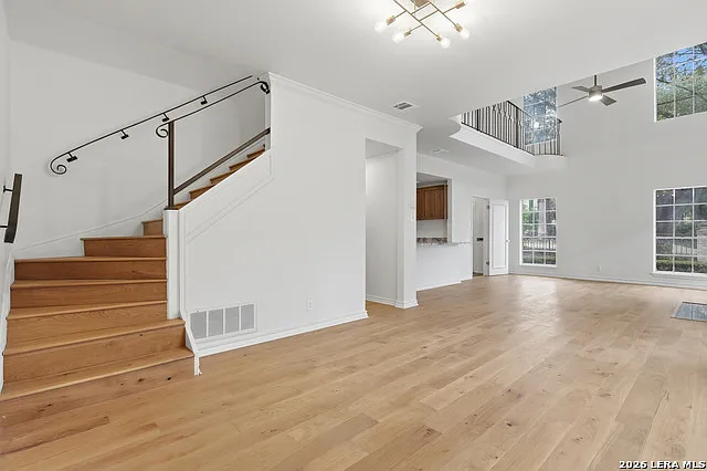 486 E Olmos Dr — Photo 11