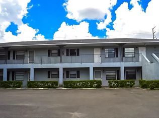 101 Lake Ave NE APT 125, Largo, FL 33771