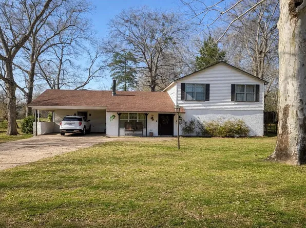 2500 E Houston Ave, Crockett, TX 75835