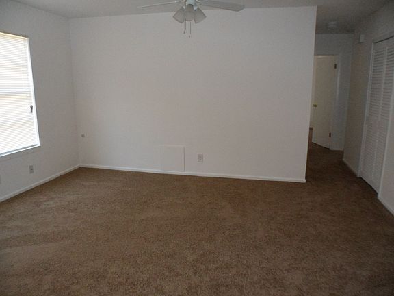 4th image of 422 Artemis Dr