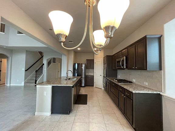3rd image of 6033 Gimignano Pl
