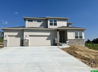 9069 N 175th St, Bennington, NE 68007