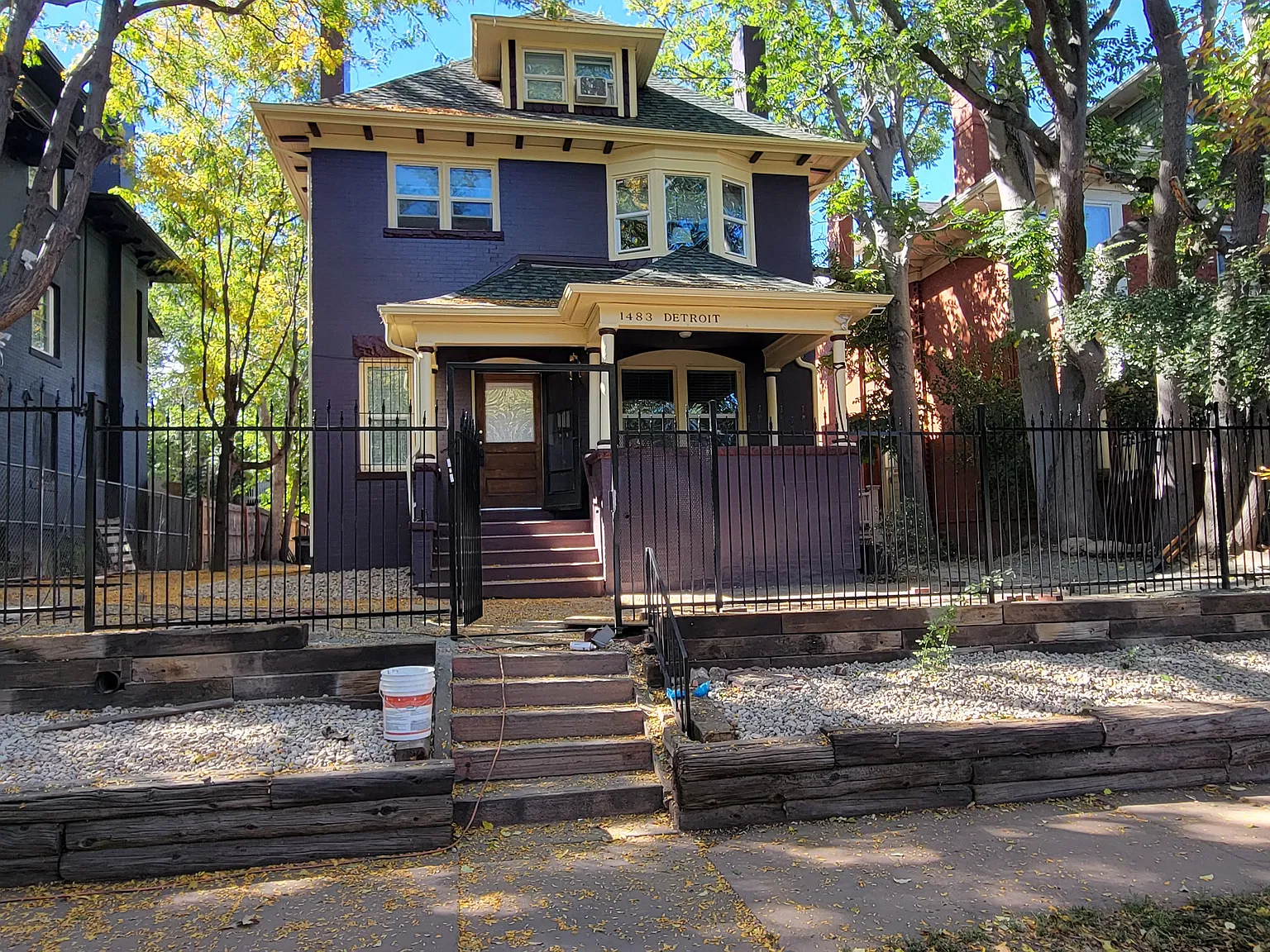 2 bed, 925 sqft, $2,700 — Photo 1