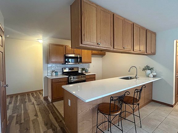 5th image of 6334 Oak Crest Ln
