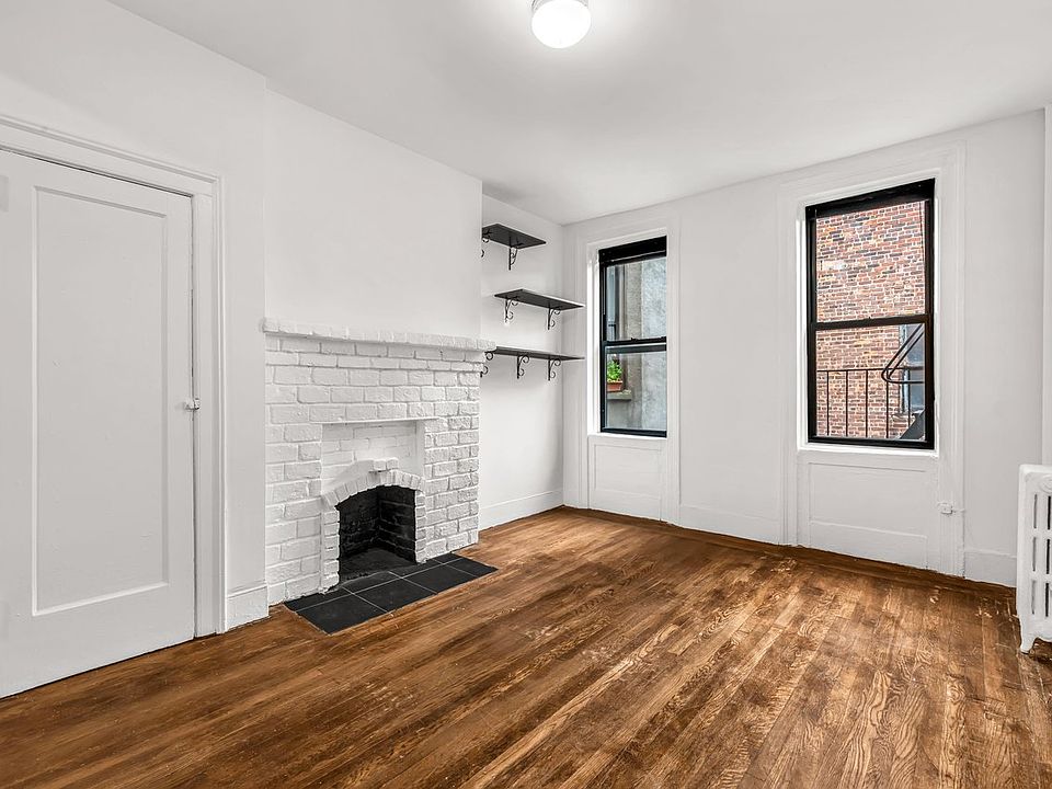 1st image of 7 Morton St APT 13