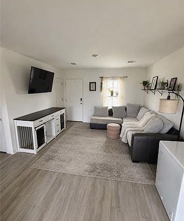5th image of 3874 Seagull Cir